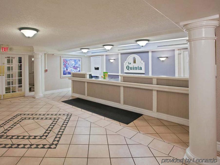 La Quinta Inn By Wyndham Omaha West Экстерьер фото